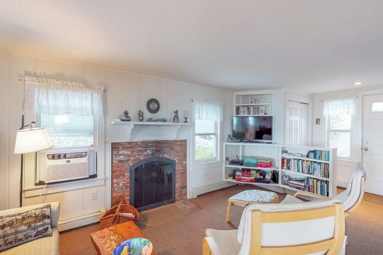 2 Bed 1 Bath Vacation Home In Eastham Exterior photo