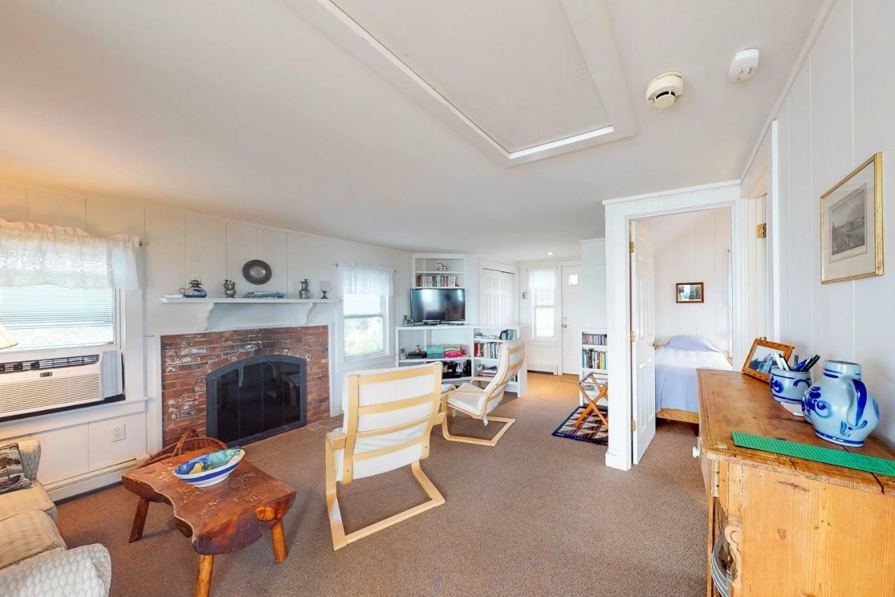 2 Bed 1 Bath Vacation Home In Eastham Exterior photo
